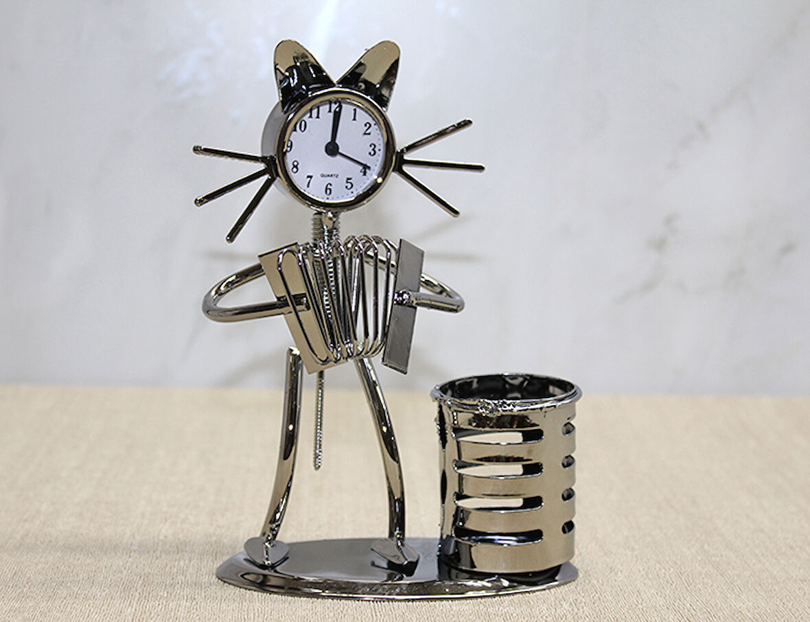 Metal Akordiyon Çalan Müzisyen Kedi Müzisyen Saat Ve Kalemlik 