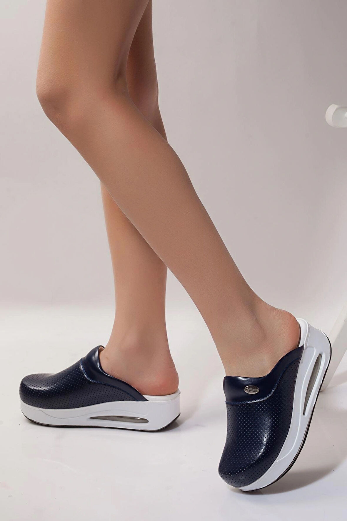 Ortopedik Sabo Terlik Doktor Hemşire Hastane Aşçı Terliği Kadın Lacivert