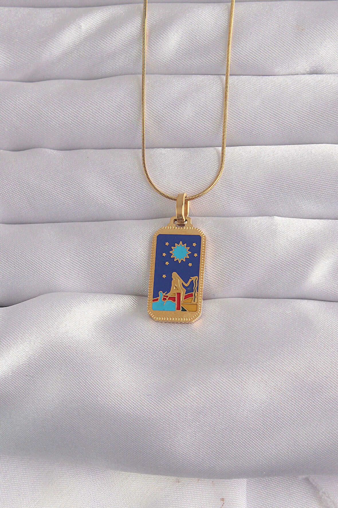 316L Çelik Gold Renk Mavi Mineli Kız Figür Tarot Kolye - Lisinya