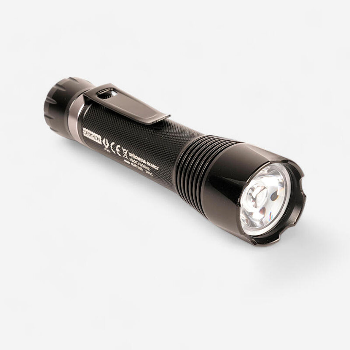 El Feneri - 900 lümen - USB Şarj Edilebilir