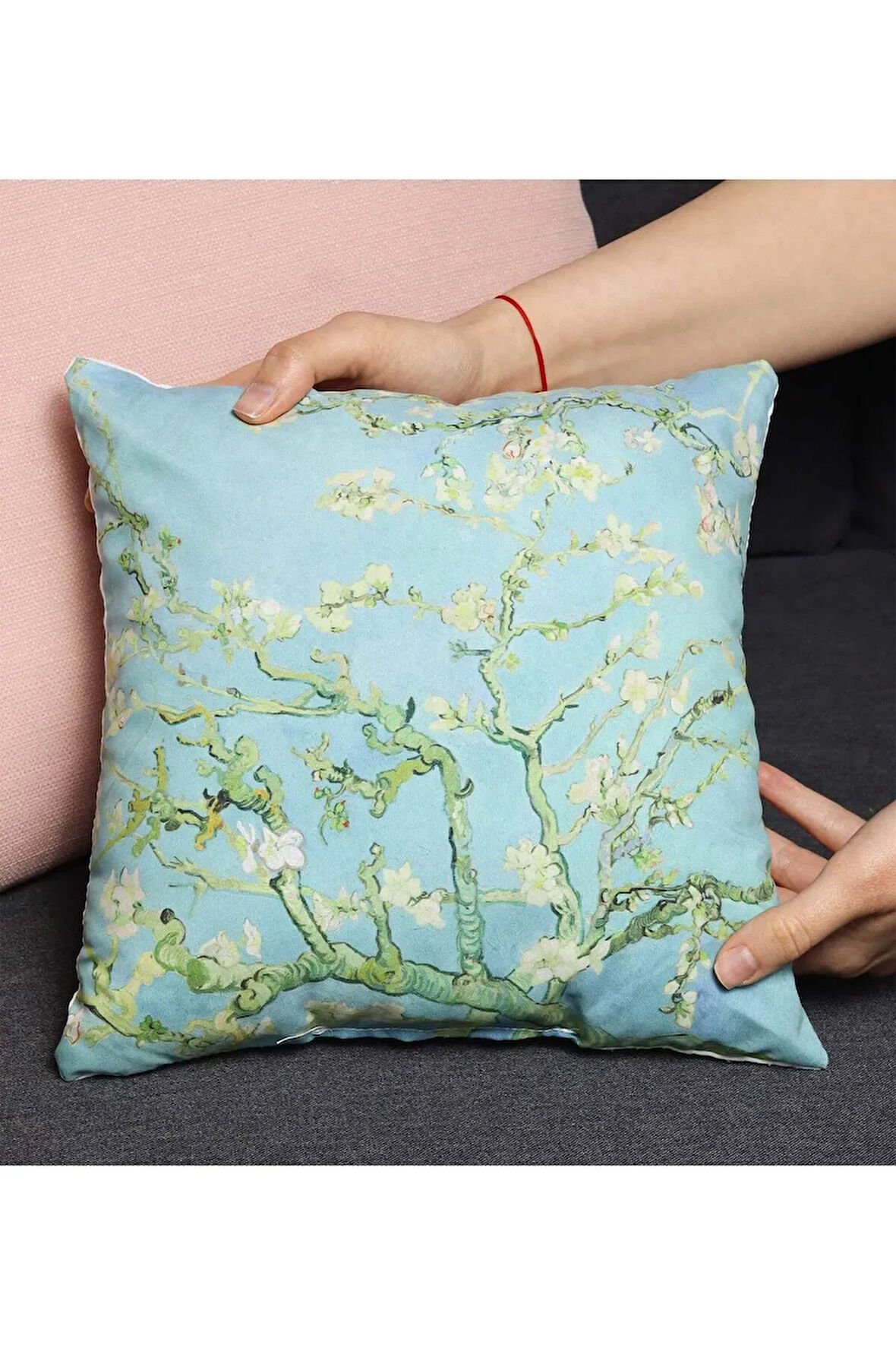 Van Gogh / Çiçek Açan Badem Ağacı Yastık