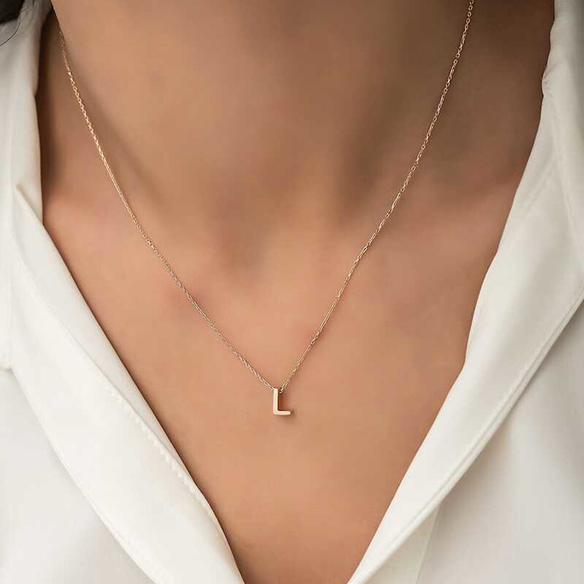 Gümüş Rose 3 Boyutlu L Harf Kadın Kolye