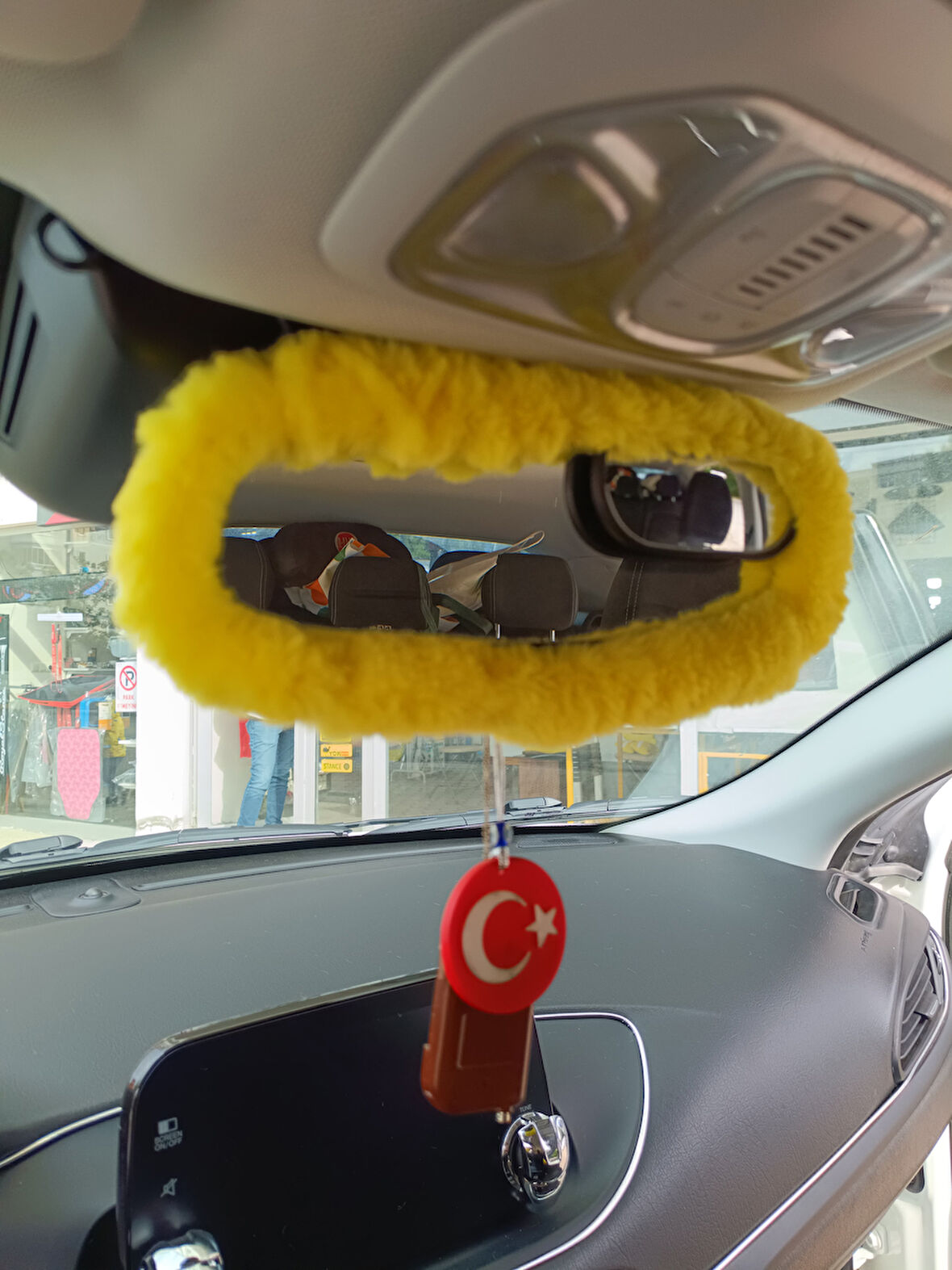 Peluş Dikiz Ayna Kılıfı Süs Sarı