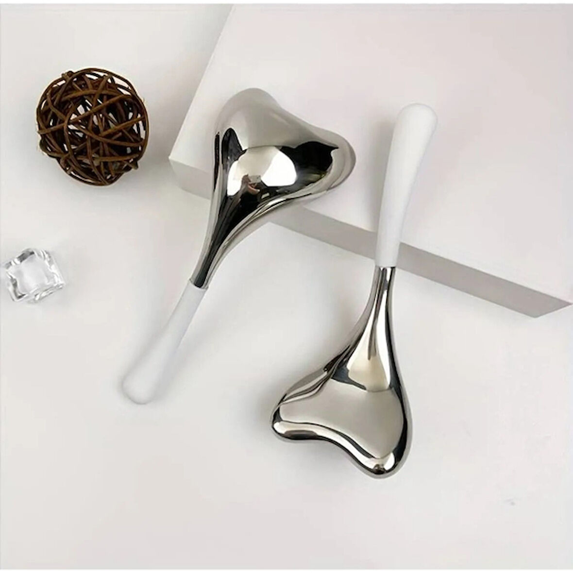 Soğutma Başlıklı Yüz Masaj Aleti 