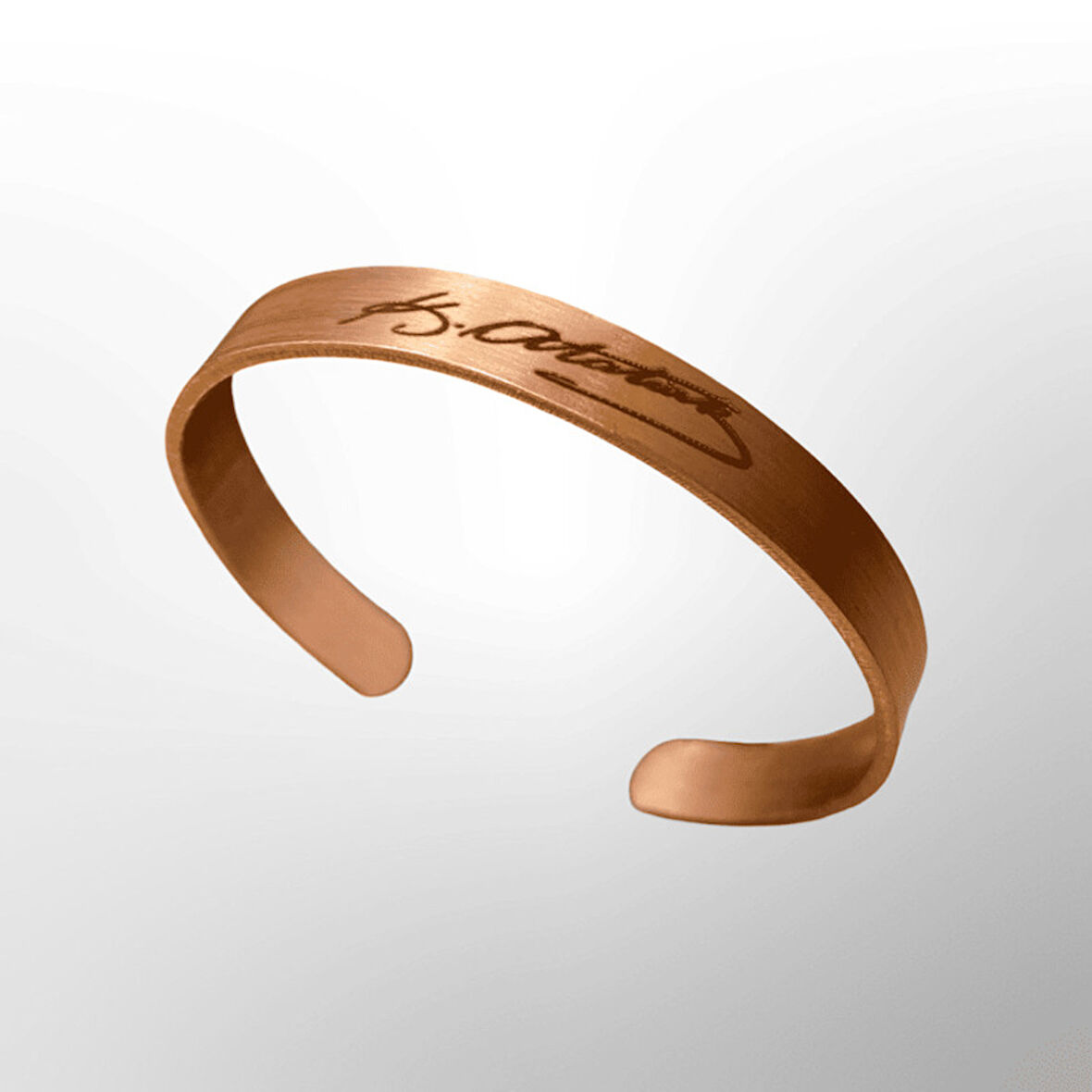 Atatürk İmzalı Şık Bakır Bileklik – Anlamlı Özel Tasarım Hediye