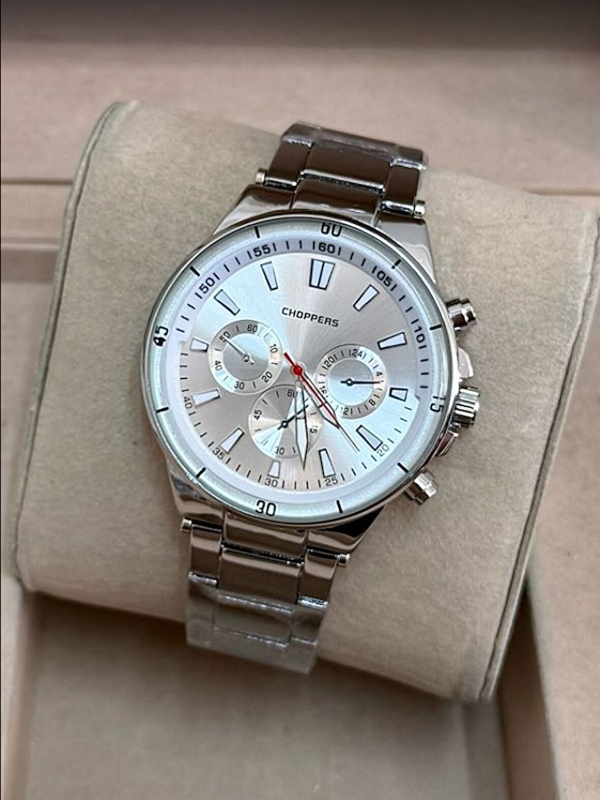 Gümüş Renk Çelik Kordonlu Şık VIP Model Gümüş Renk Metal Yuvarlak Kadran Erkek Saati | Klasik Şık