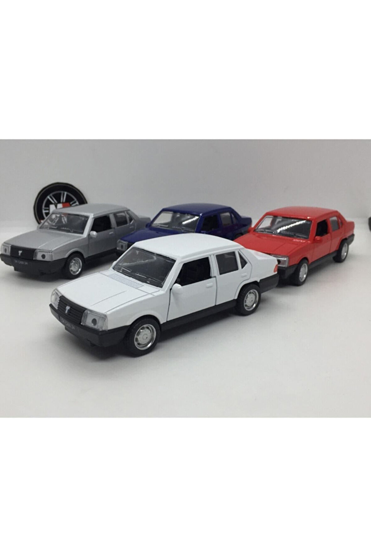 Tofaş Şahin 1/32 Ölçek Metal Araba Beyaz