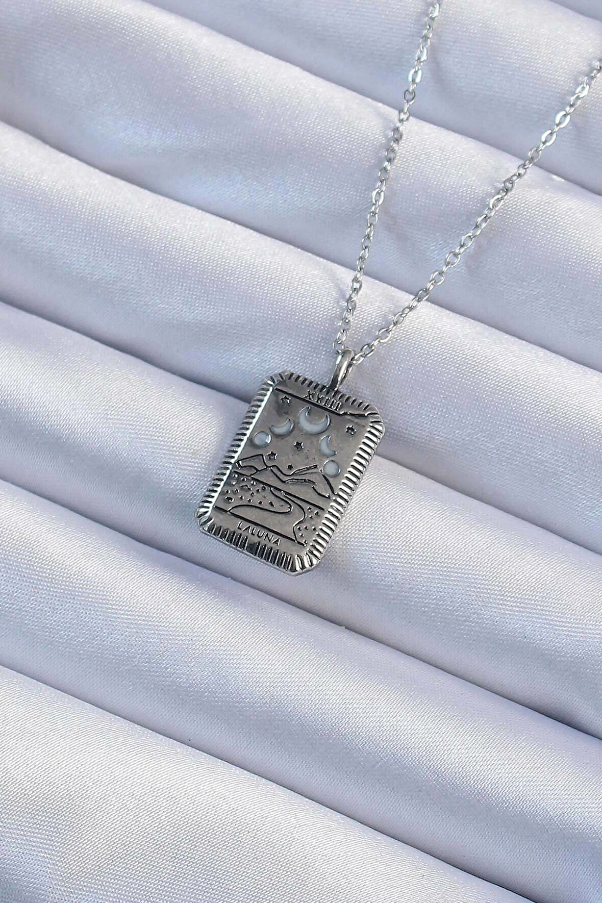 316L Çelik Zincir Eskitme Gümüş Renk Ay Figürlü Tarot Kolye - Lisinya