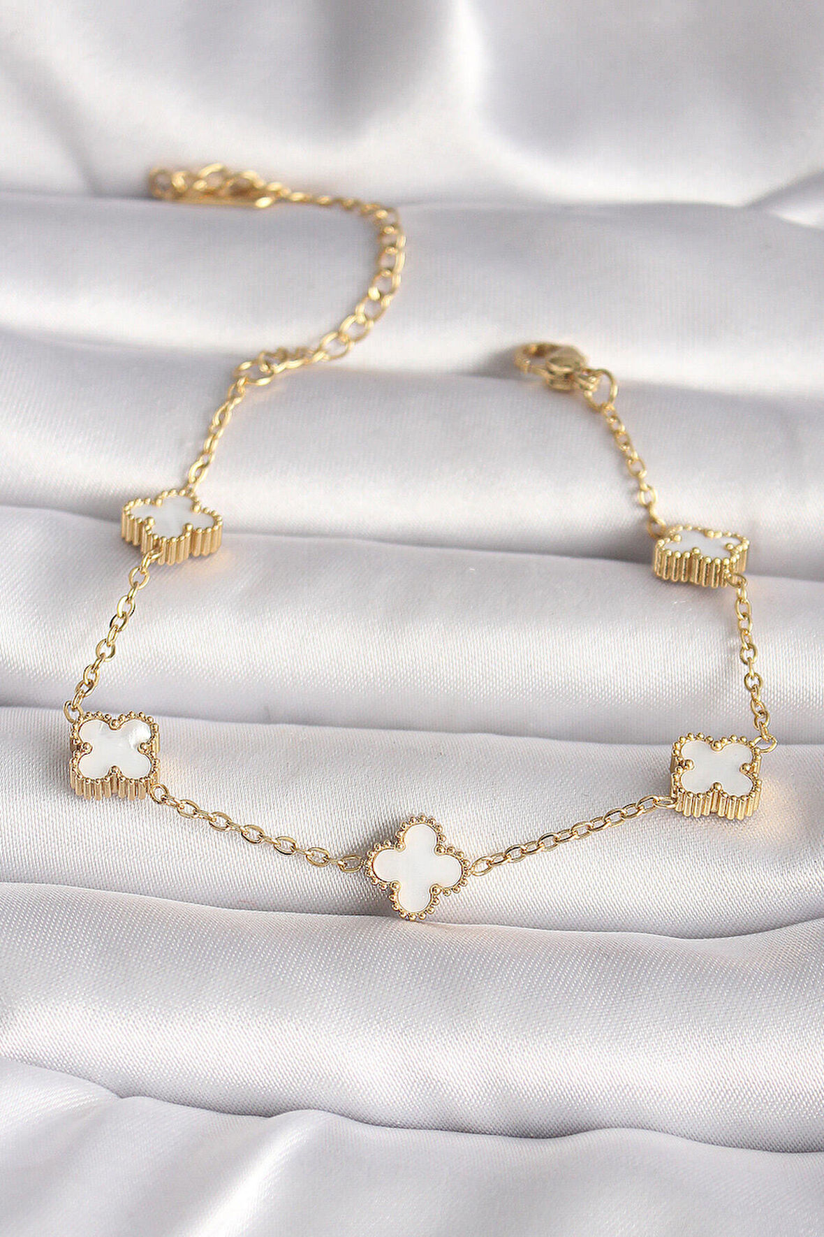 316L Çelik Gold Renk Baby Boy Yonca Model Kadın Bileklik - Lisinya
