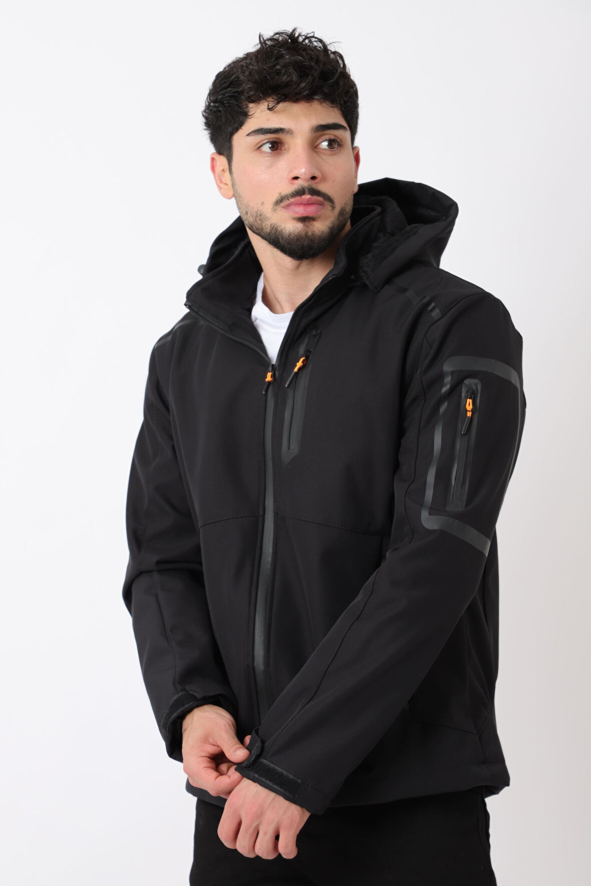 Bilek Detay Çıkarılabilir Kapüşonlu Softsheel Mont Bl 1734_50389