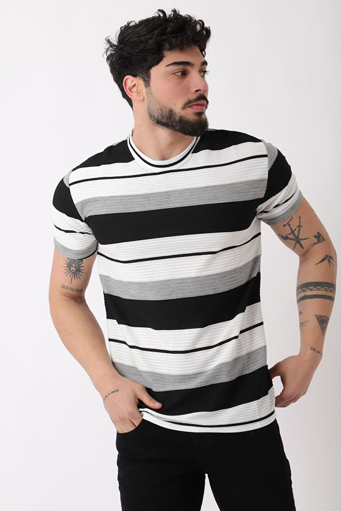 Çizgili Bisiklet Yaka Tişört JS-1_30461