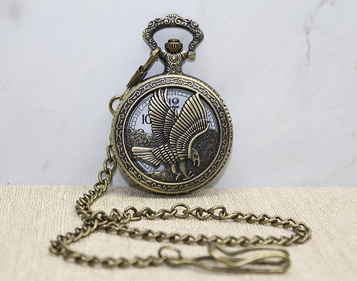 Kartal Tasarımlı Köstekli Saat 