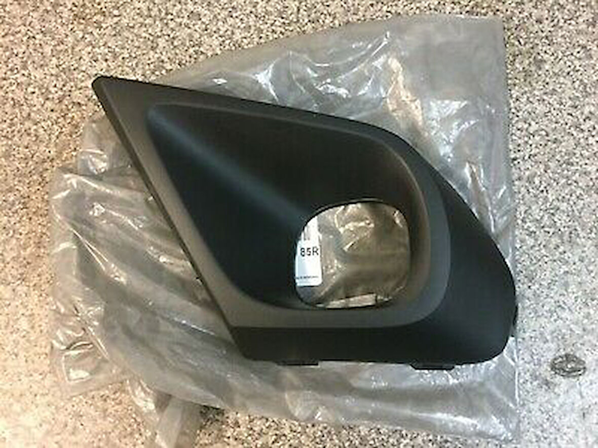 SİS FAR KAPAĞI ÖN SOL DACIA DUSTER 2 261A32985R
