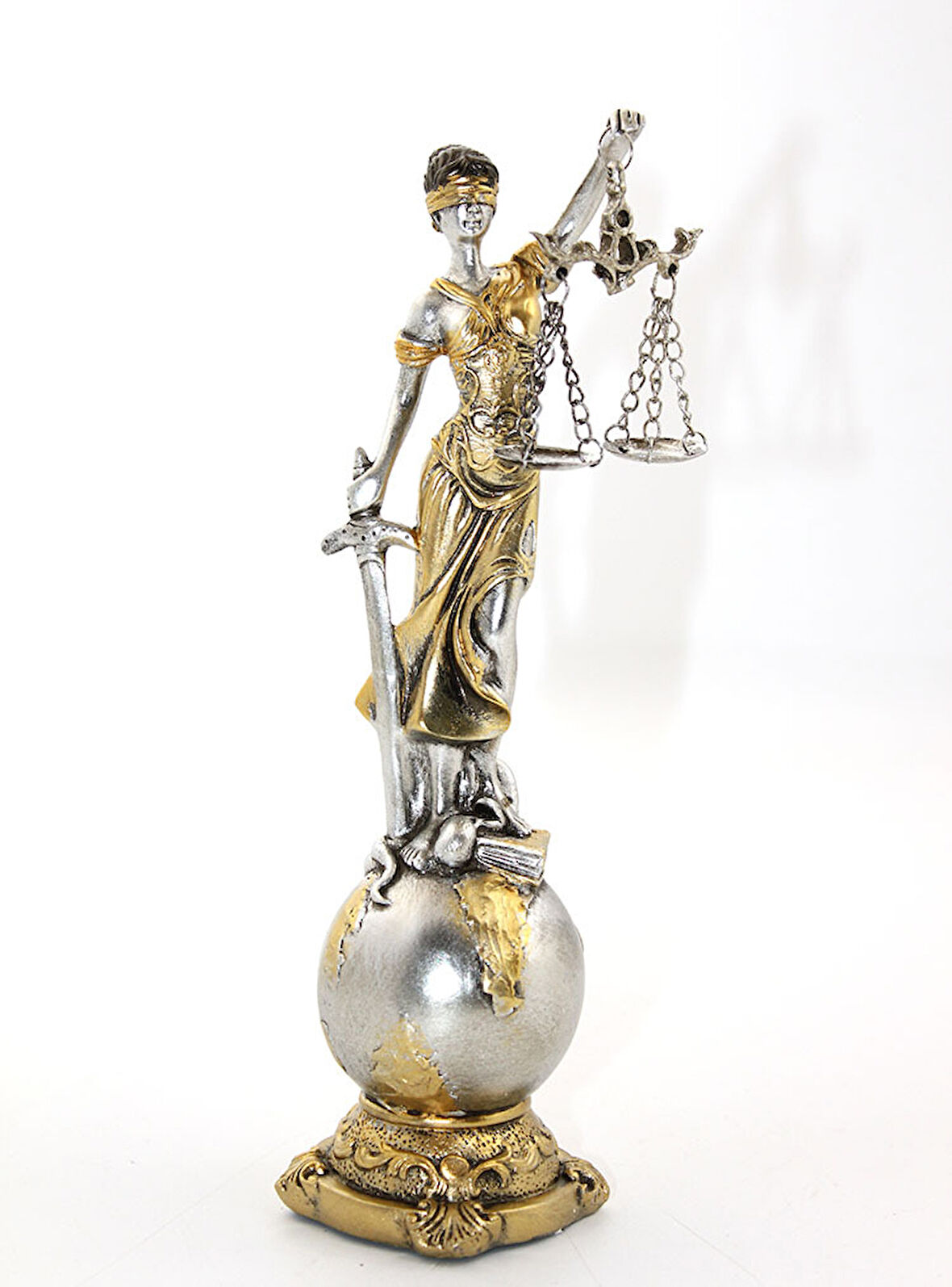 Polyester Adalet Figürü  