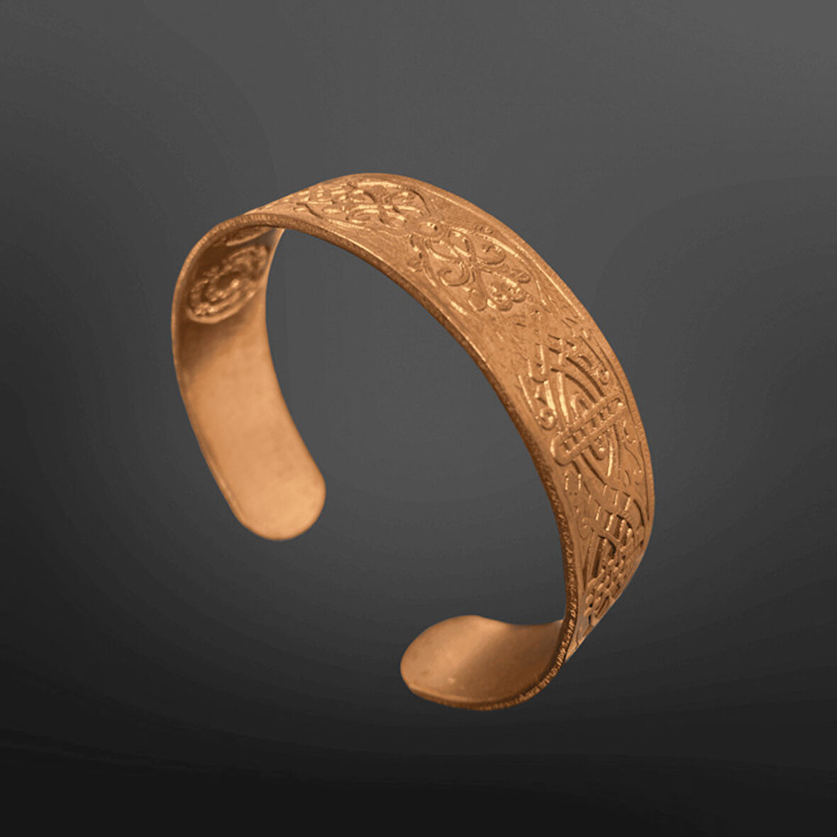 Antik Model 6 Adet Dua ve Mühürlü Bakır Bileklik | Kabartma Desenli Geleneksel Şıklık