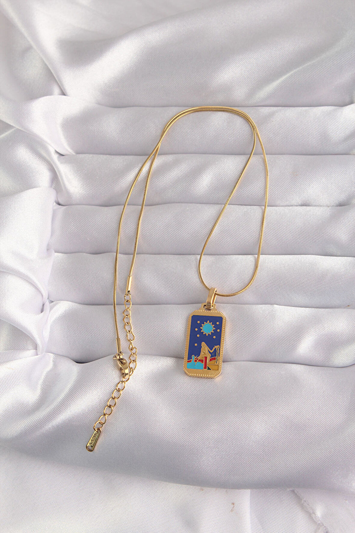 316L Çelik Gold Renk Mavi Mineli Kız Figür Tarot Kolye - Lisinya
