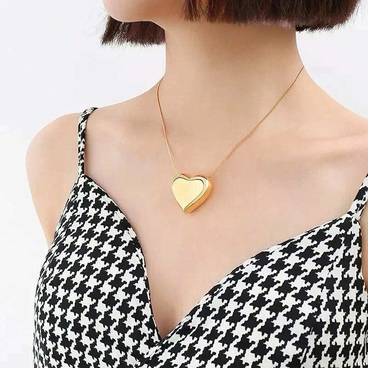 Gold Renk Zarif Büyüleyici Kalp Romantik Şıklık 316L Çelik Kolye