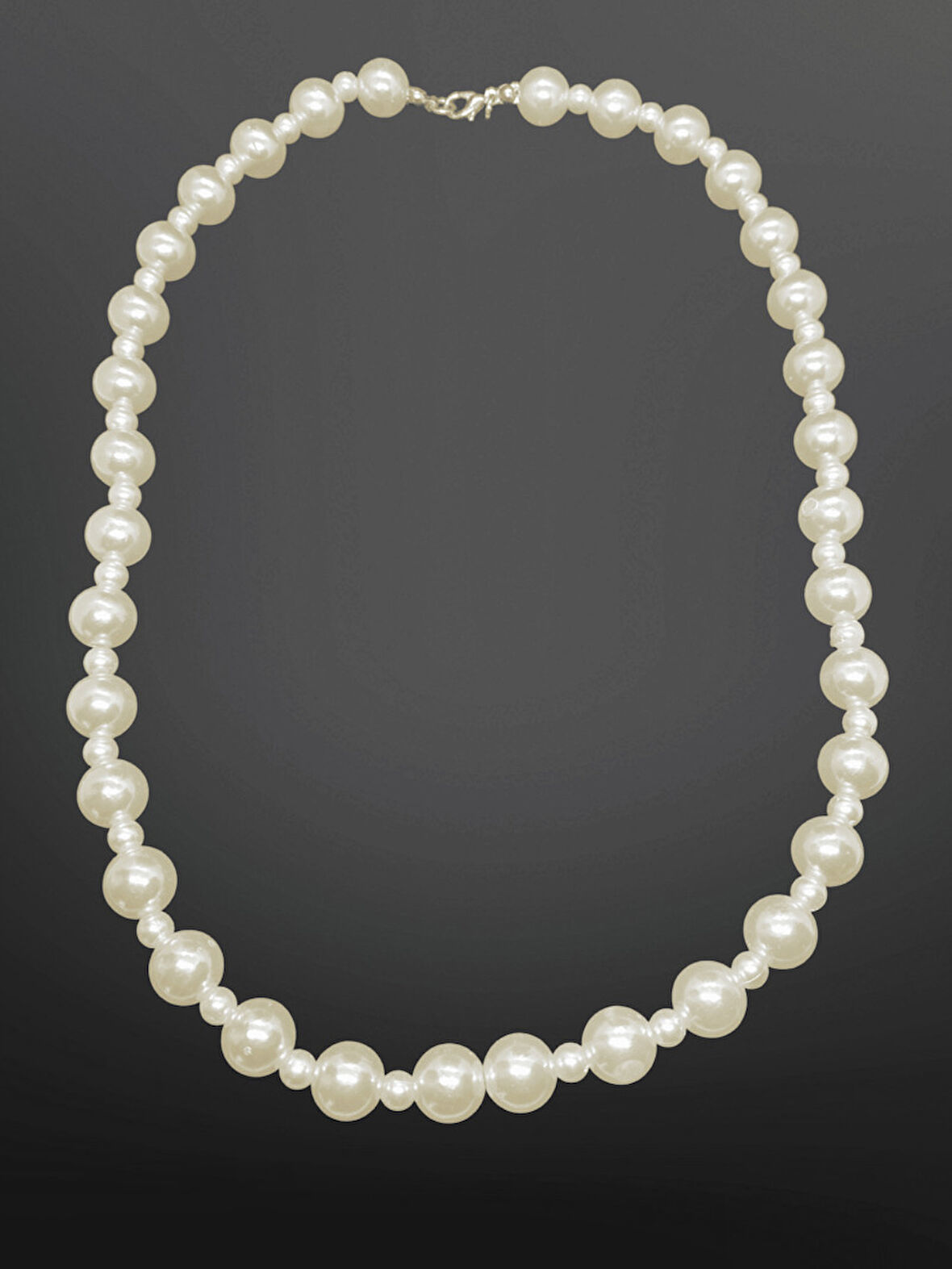 Boyut Geçişli İnci Model Bijuteri Kolye | Klasik & Modern Görünüm | Mezuniyet & Özel Günler