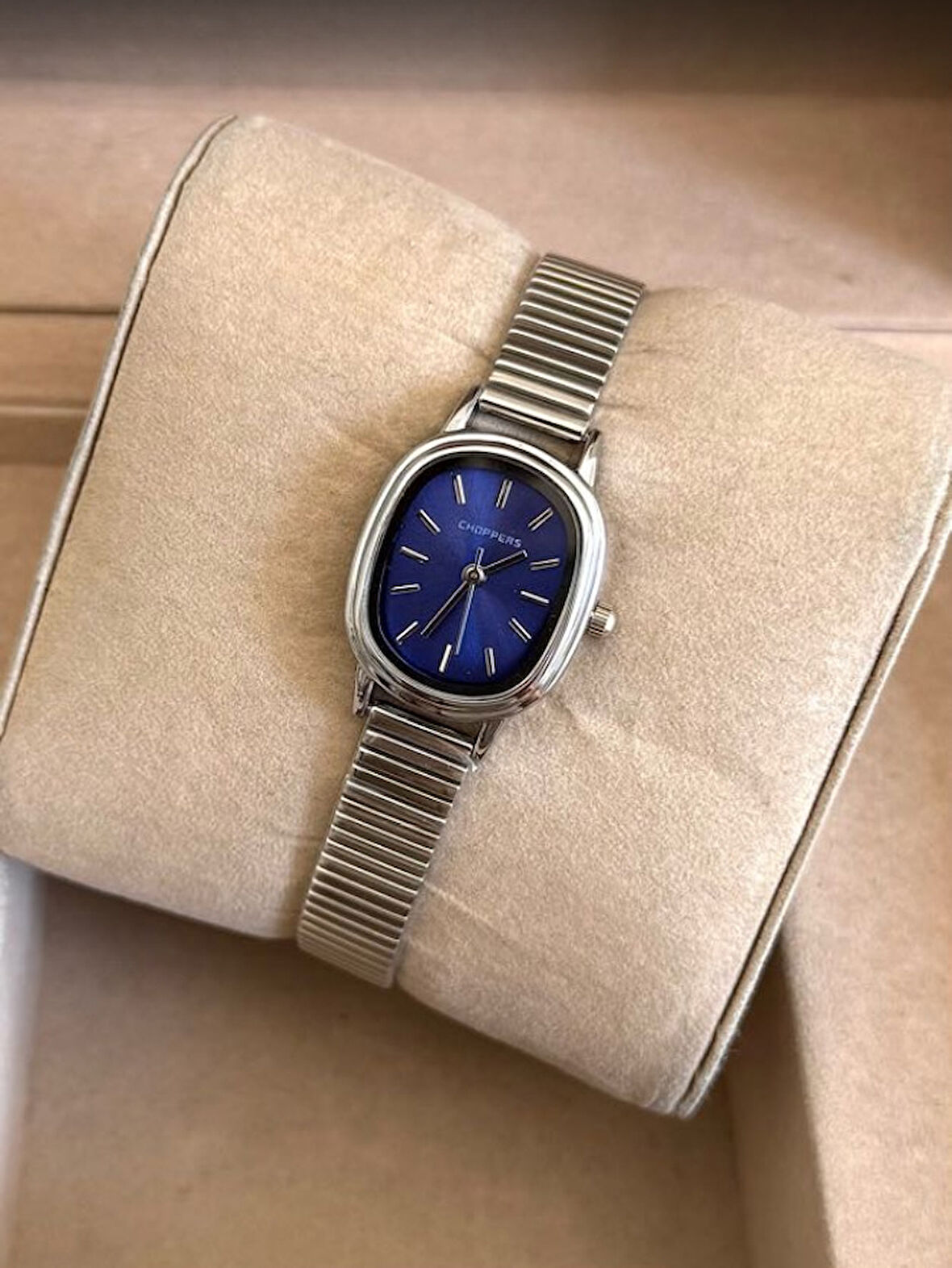 Gümüş Renk Kaplama Çelik Kordonlu Şık VIP Model Lacivert Oval Kadranlı Kadın Saati | Vintage Şıklık