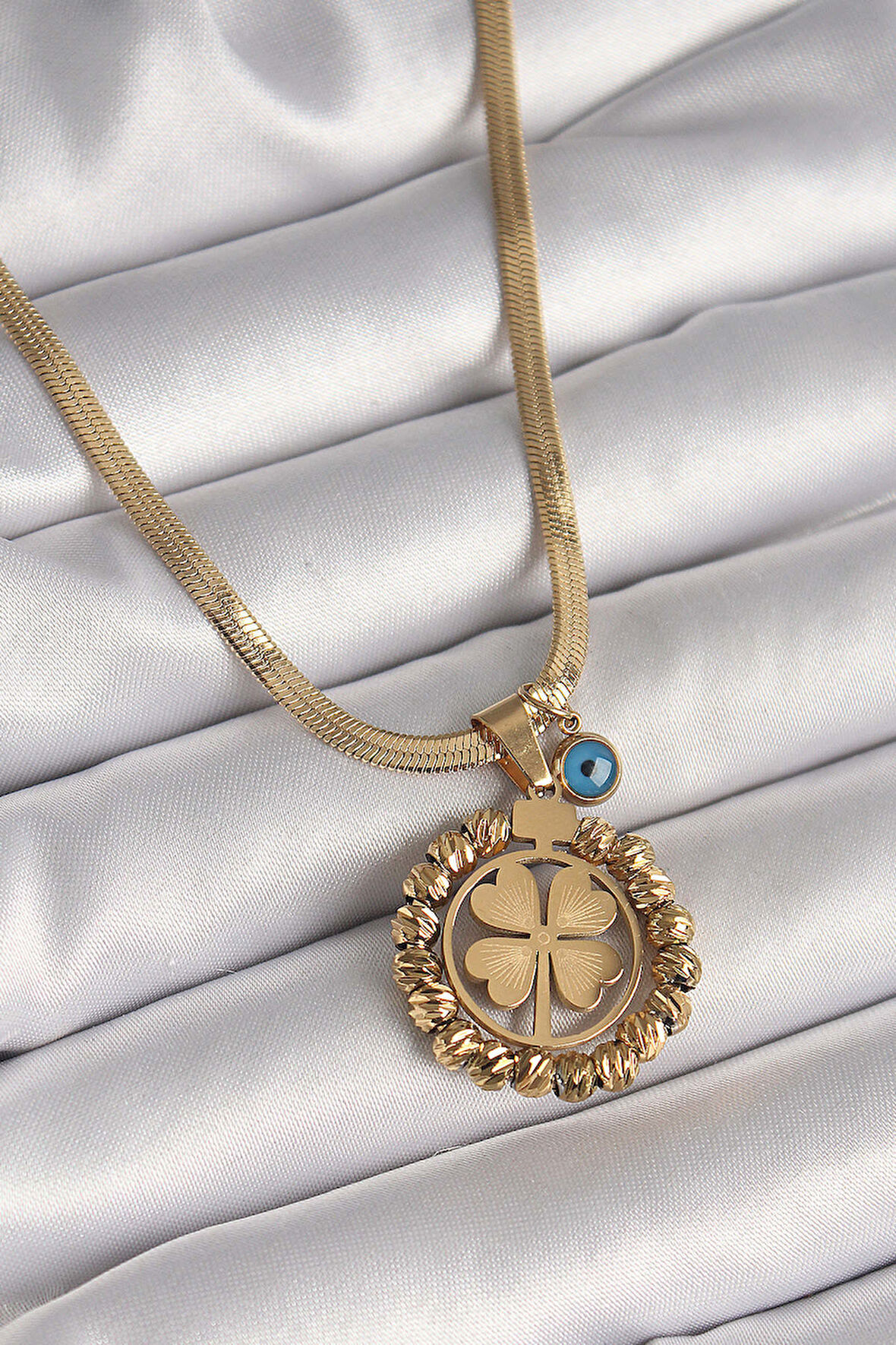 316L Çelik Gold Renk İtalyan Zincir Dorika Yonca Model Nazar Boncuk Detay Kadın Kolye
