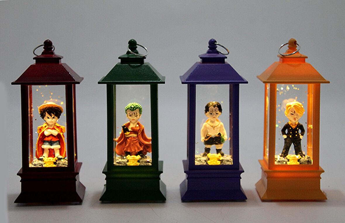 Anime One Piece Figürlü Işıklı Kar Küresi 