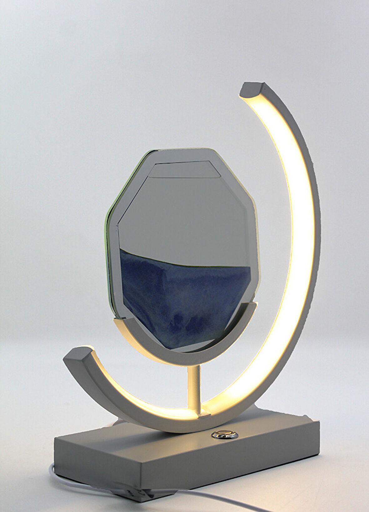 Ledli Sulu Kum Saati Model 1