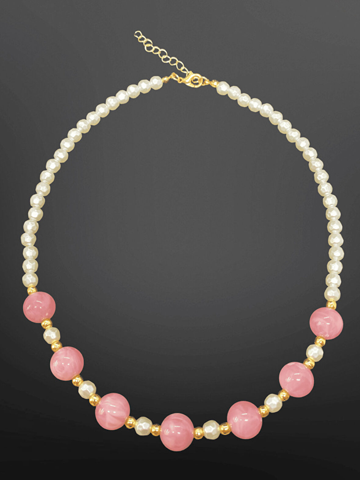 Pembe Renk Şık Boncuk Detaylı Yuvarlak İnci Model El Yapımı Zarif Kadın Bijuteri Kolye 