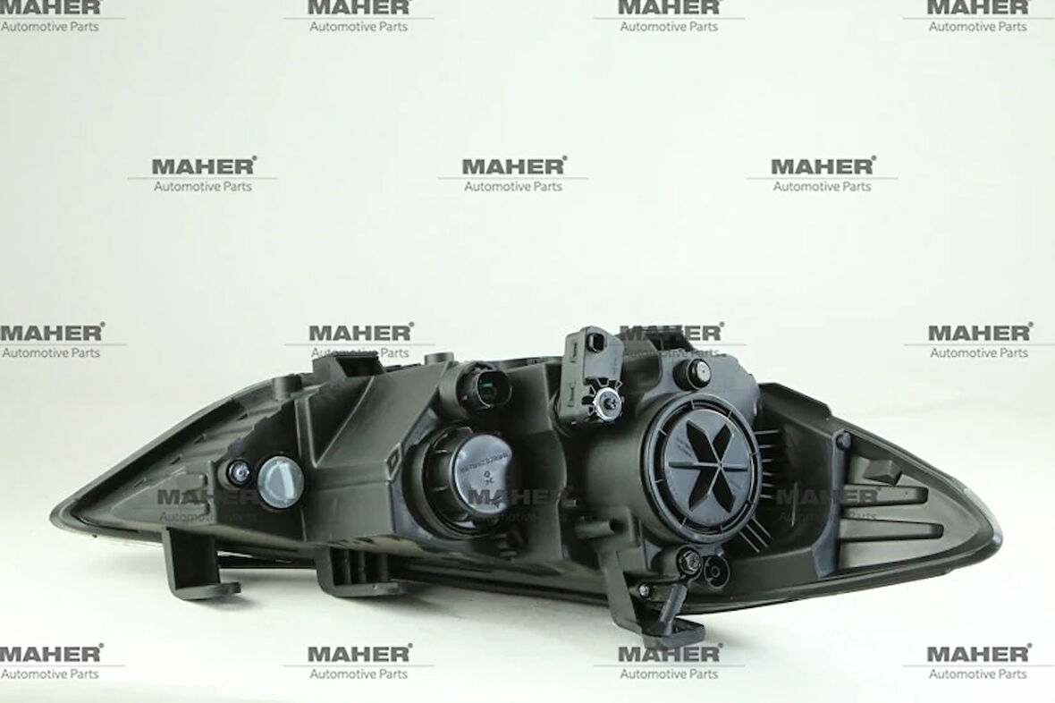 FAR ELANTRA 2016-2018 MOTORLU SOL 92101 F2000