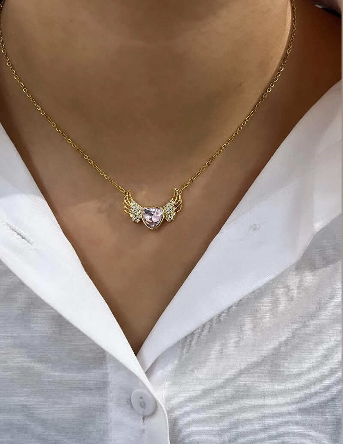 Gold Renk Zirkon Taşlı Parlak Büyüleyici Angel Wings Melek Kanadı 316L Çelik Kalp Kolye