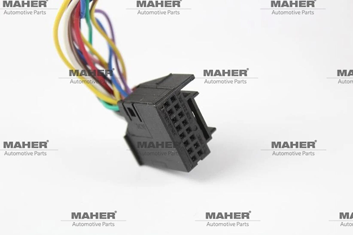 AYNA DIS DIKIZ GOLF7 2013 ELEKTRIKLI, ISITMALI,ASTARLI, KATLANIR, HAFIZALI, YAN-ALT LAMBALI SAG 5G1857508FH9B9