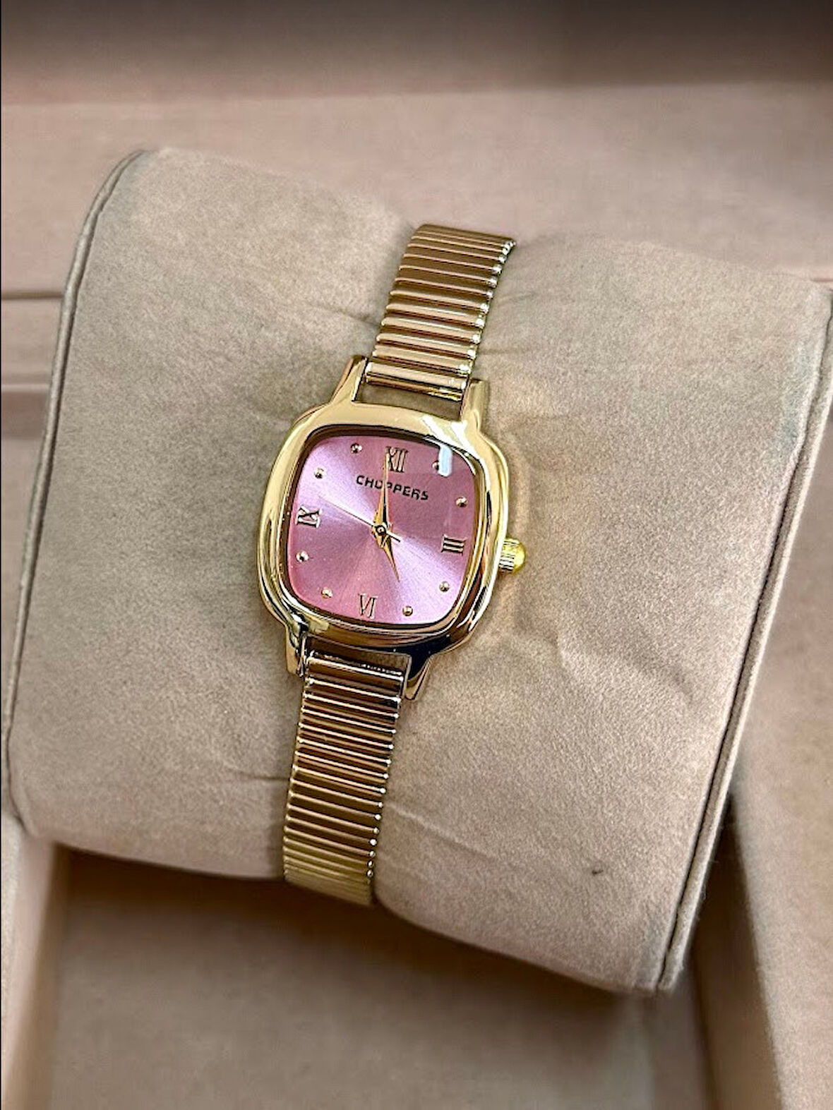 Altın Renk Kaplama Çelik Kordonlu Şık VIP Model Kare Kadranlı Kadın Saati | Pembe Vintage Şıklık
