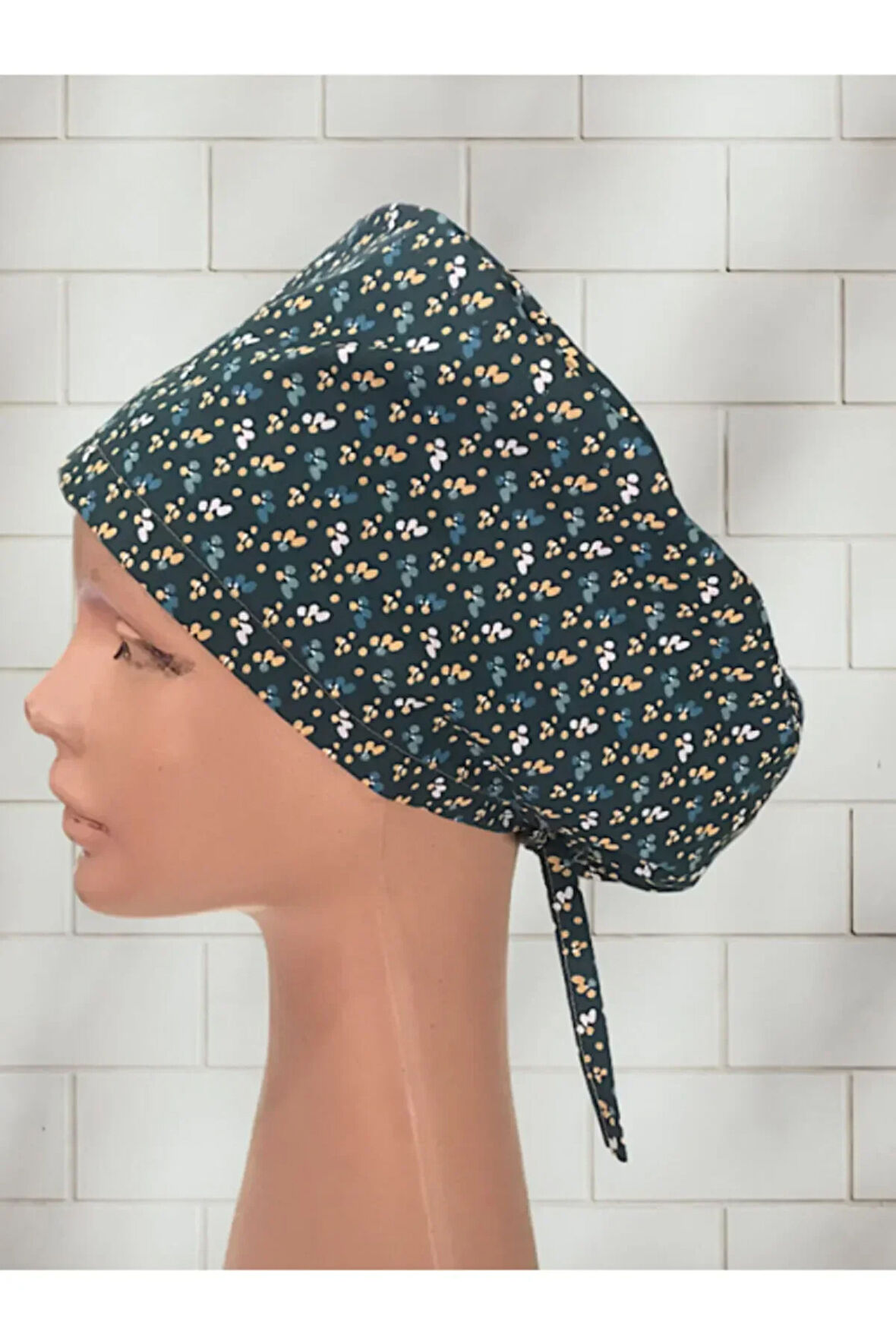 Cerrahi Bone Lastikli Ve Bağcıklıdır Doktor Hemşire Bonesi