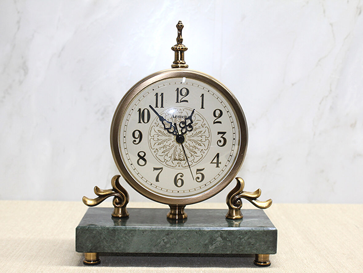 Mermer Tabanlı Masaüstü Saat 