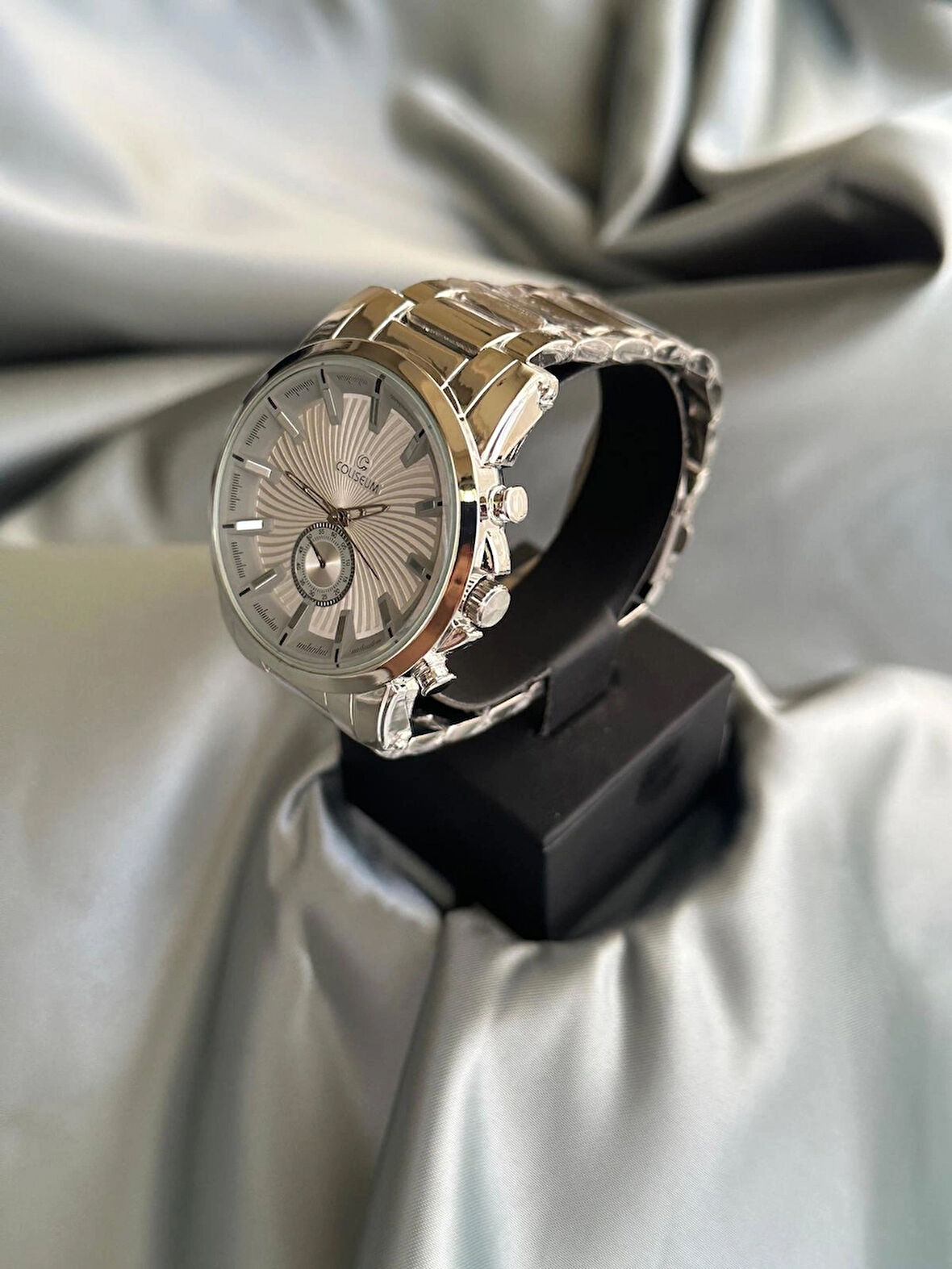 Yuvarlak İçi Beyaz Gümüş Renk Şık Erkek Kol Saati