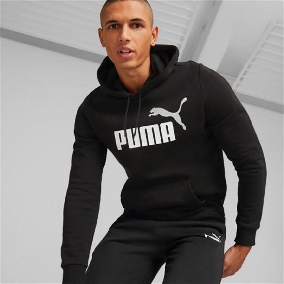 Puma Ess+ 2 Col - Erkek Siyah Pamuklu Kapüşonlu Sweatshirt - 586764 61