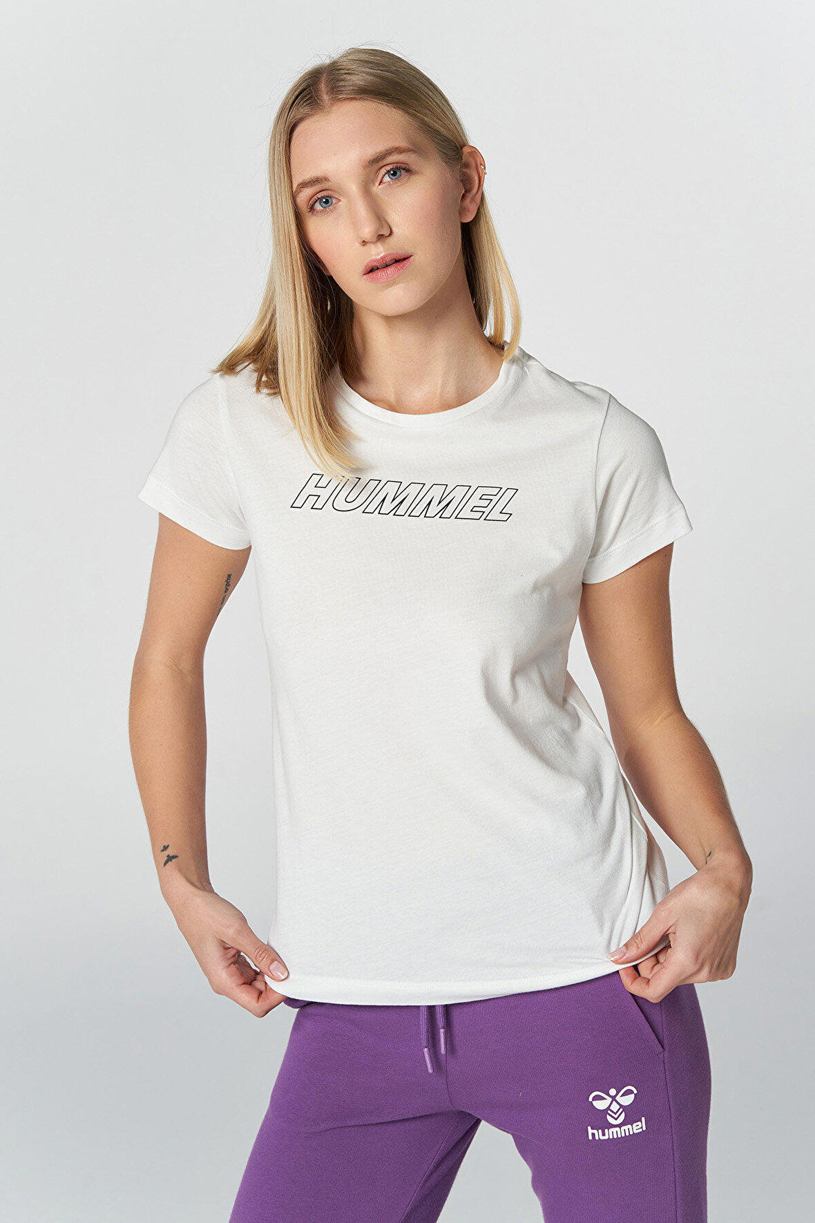 Hummel T-Te Cali Kısa Kollu Tişört 911613-9001