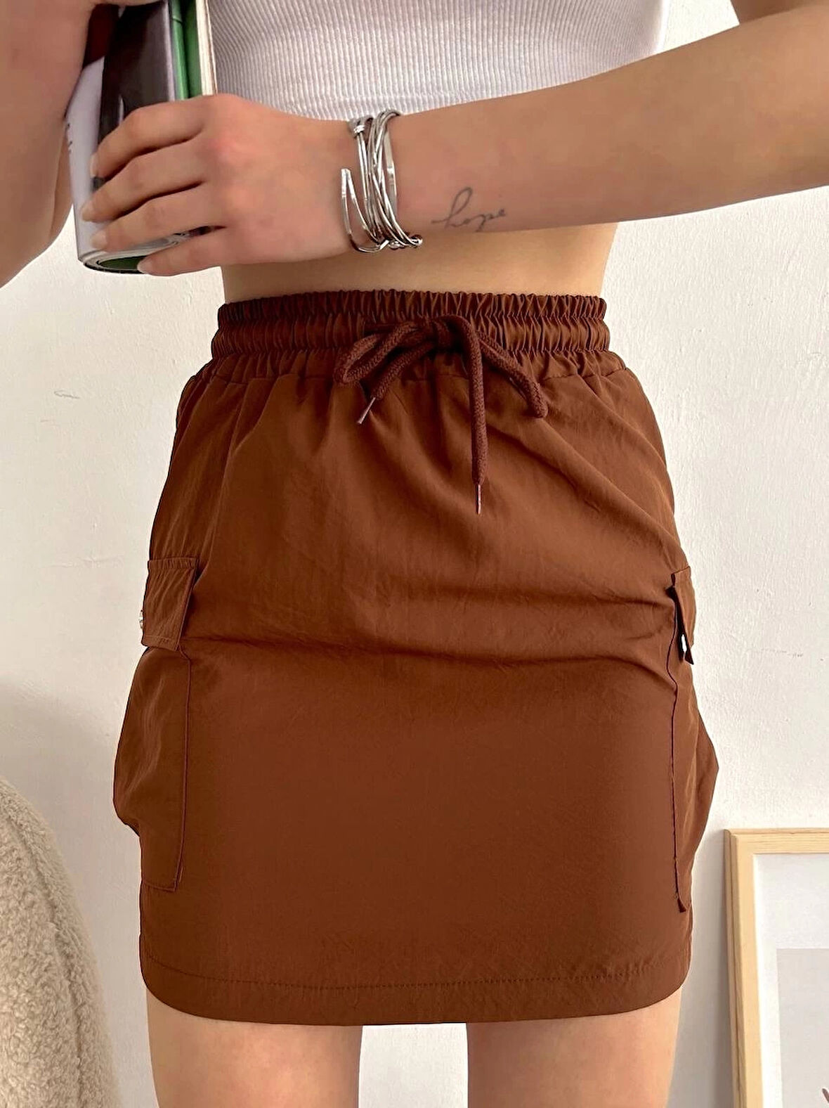 Kargo cep ince paraşüt etek kahve s241019