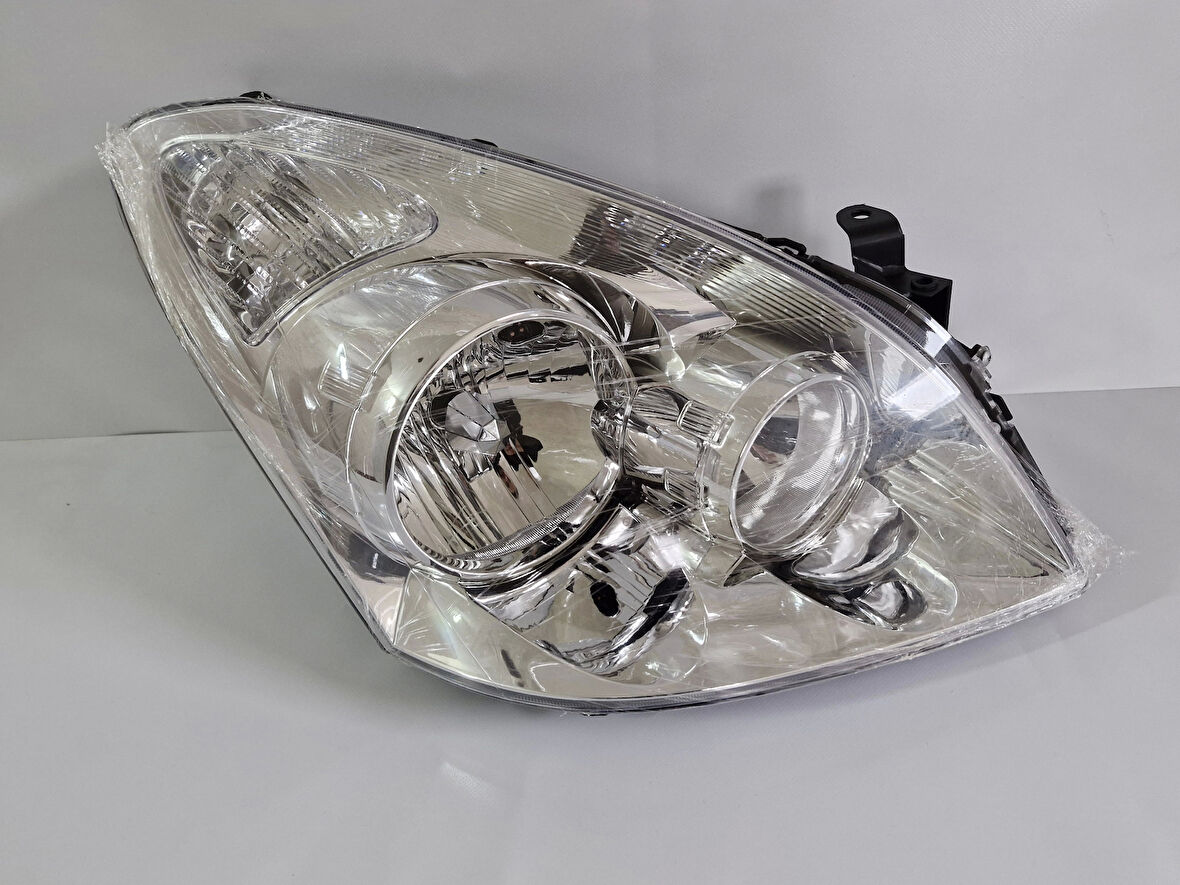 TOYOTA COROLLA VERSO SAĞ ÖN FAR MOTORLU SIFIR 2004-2009