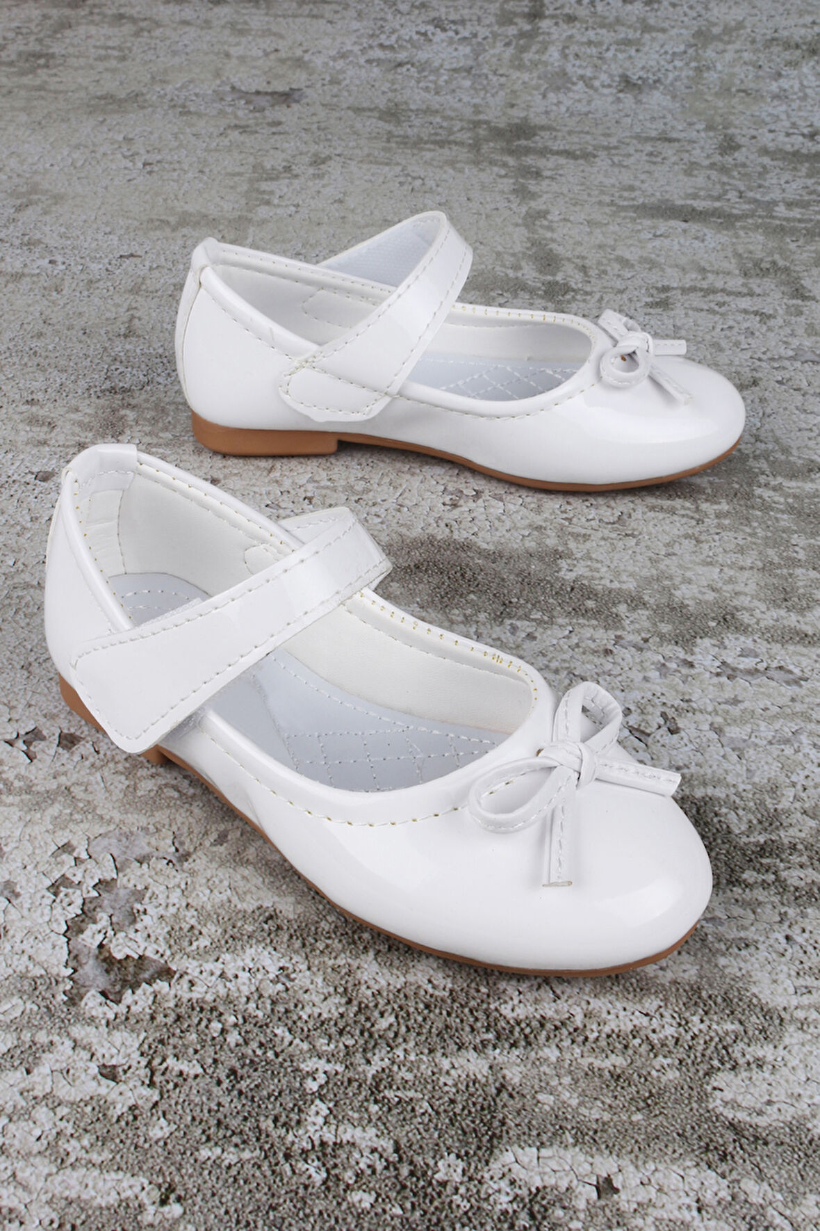 Kız Çocuk Ayakkabı lastikli Fiyonklu Babet Beyaz