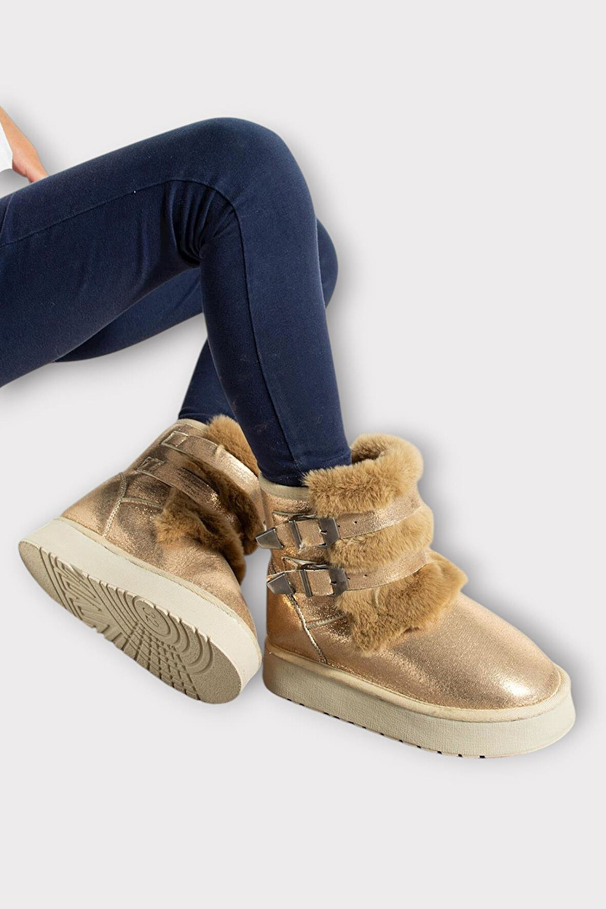 İçi Kürklü Çift Kemerli Kalın Taban Kız Çocuk Bot BRONZ
