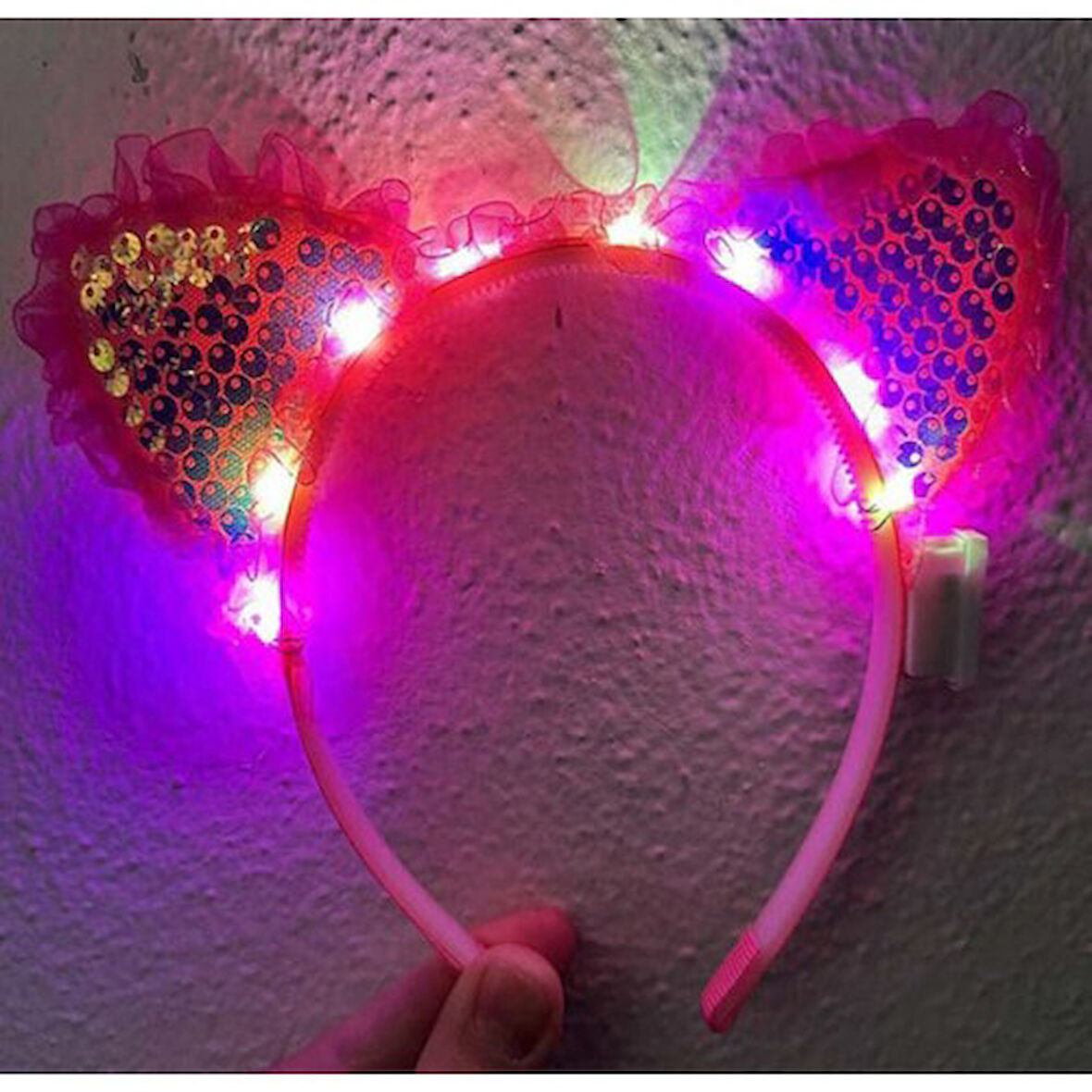 Periboia Fuşya Pullu Led Işıklı Kedi Kulak Taç