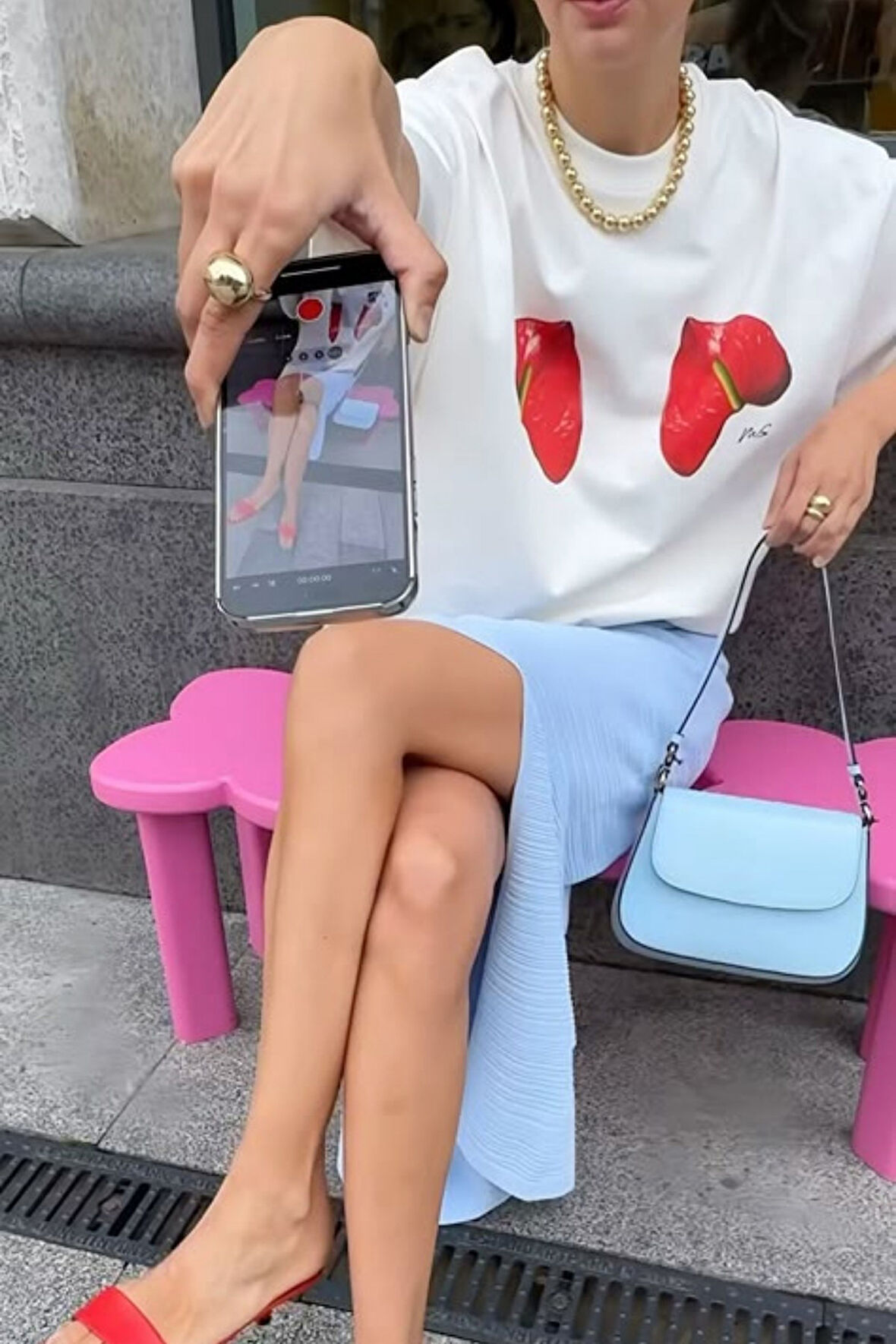 Kırmızı Kalp Baskılı %100 Pamuk Tişört Kadın