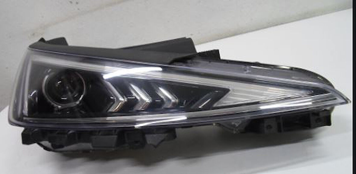 FAR HYUNDAI ELANTRA 19-21 SAĞ LEDLİ