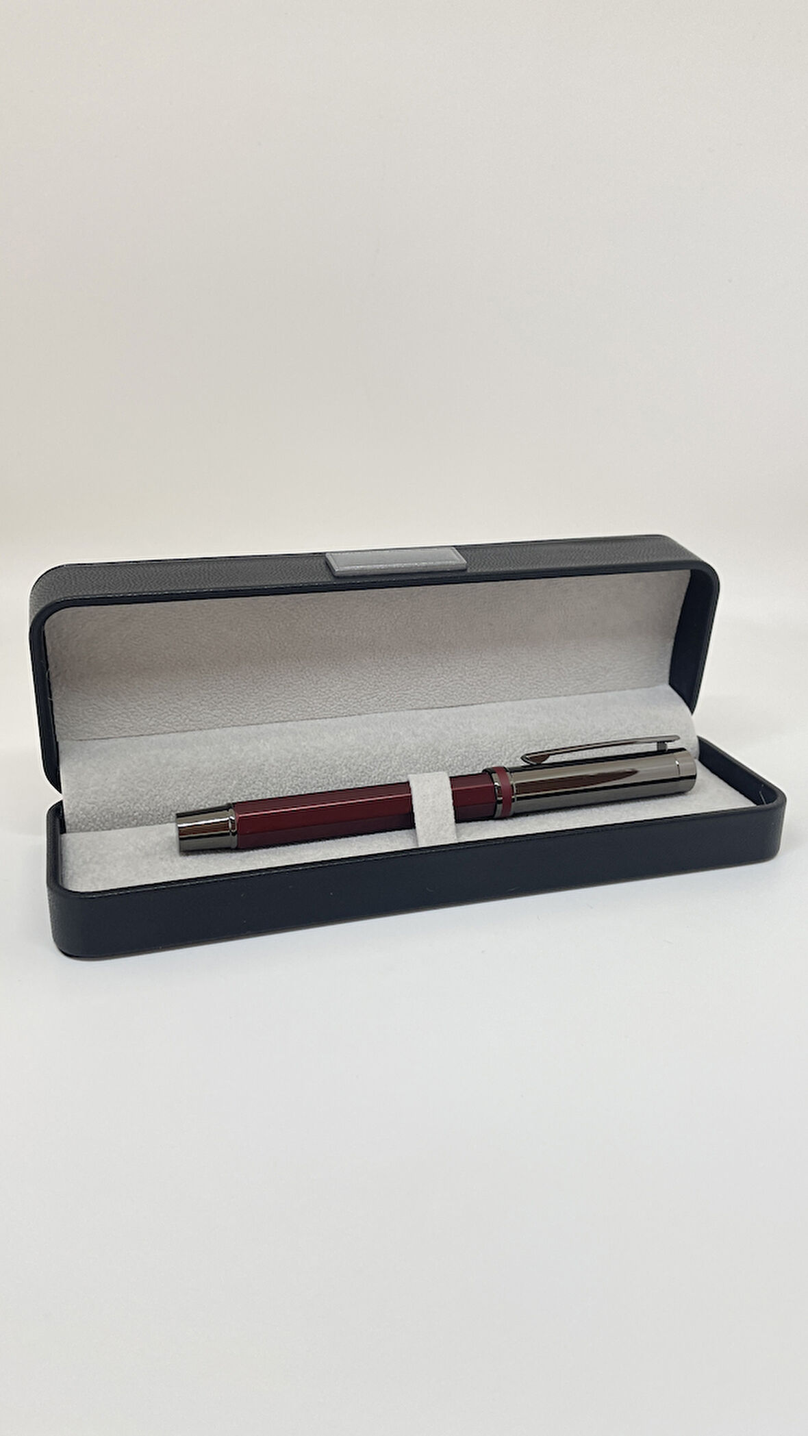 Elegance Series Midnight Gleam Deri Kutulu Kahverengi Roller İmza Kalemi