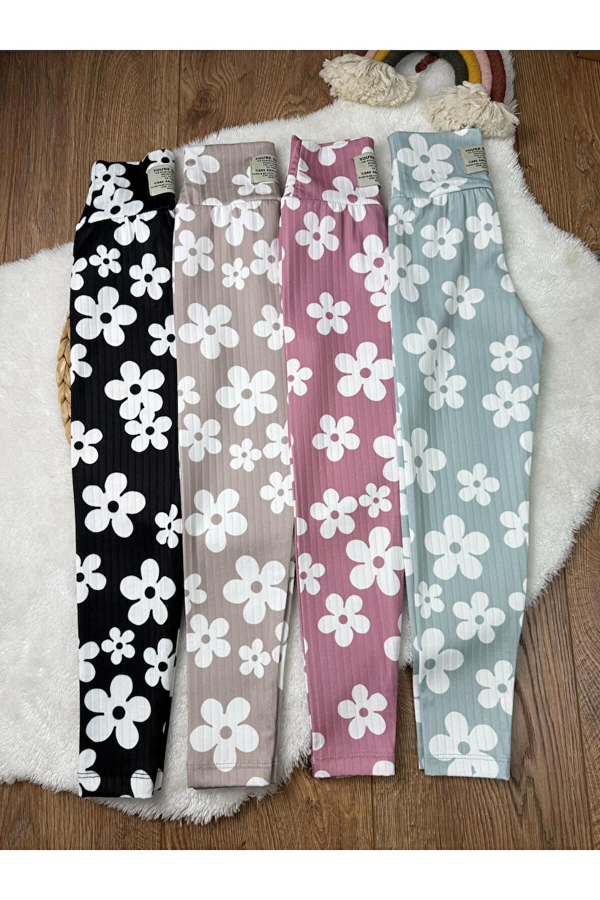 Kışlık Şardonlu Çiçek Baskılı Kız Çocuk Fitilli  Tayt 4'lü Set