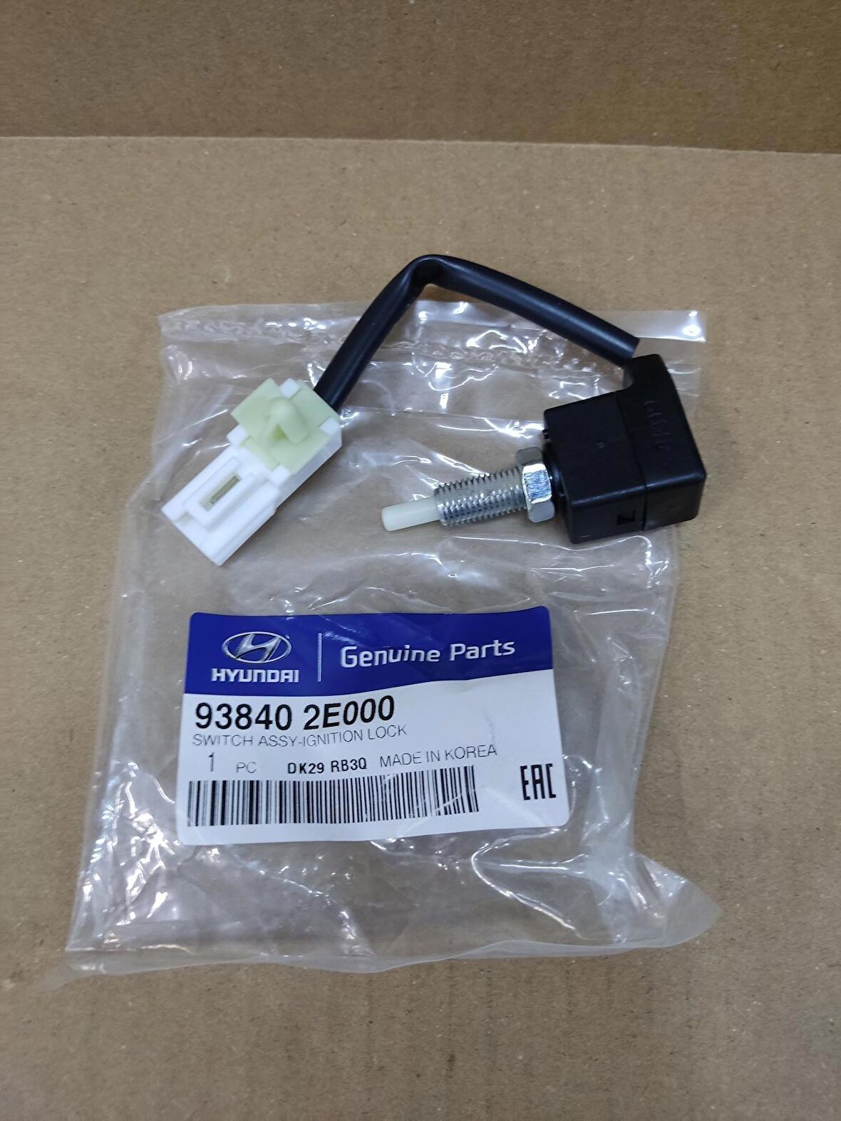 Orjinal Hyundai i20 Debriyaj Pedal Switch - 938402E000