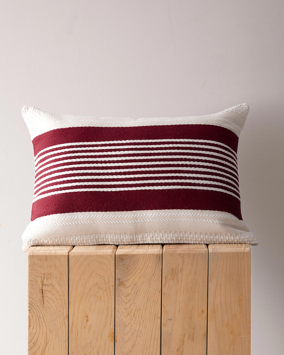 Virlet %100 Pamuk Kırlent Kılıfı - Kırmızı/Bej - 35x50 cm