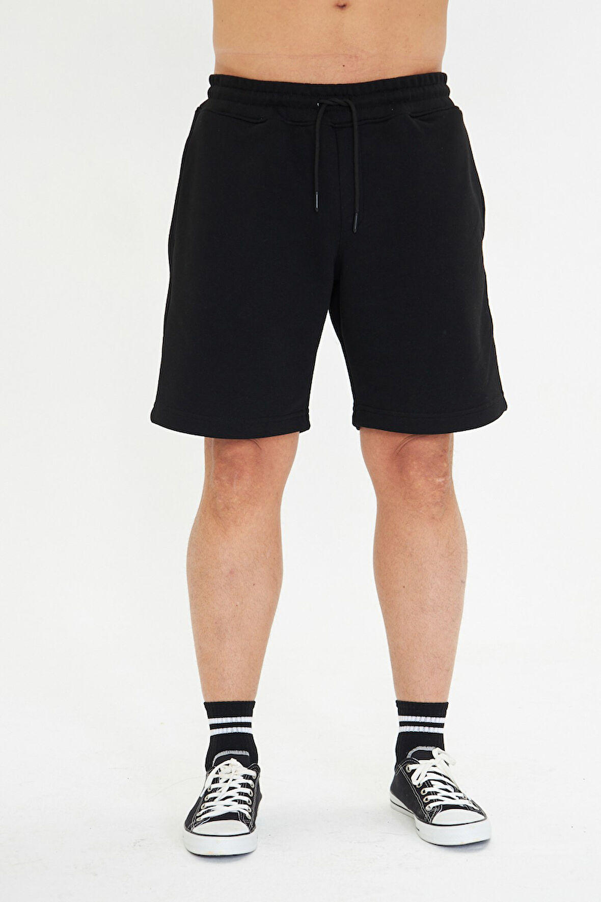 Pamuklu Konforlu Çift Cepli Diz Boyu Şort