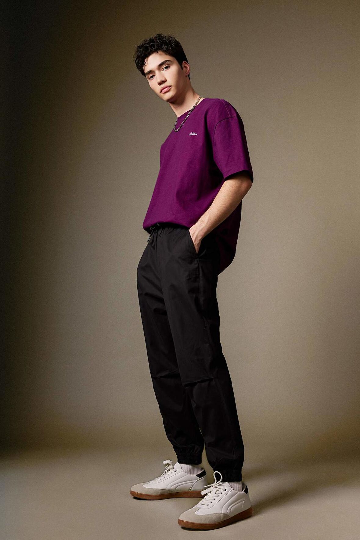 DeFacto Jogger Gabardin Pantolon Regular Beli Bağcıklı Cepli Lastikli Paça B7493AX24SPBK81