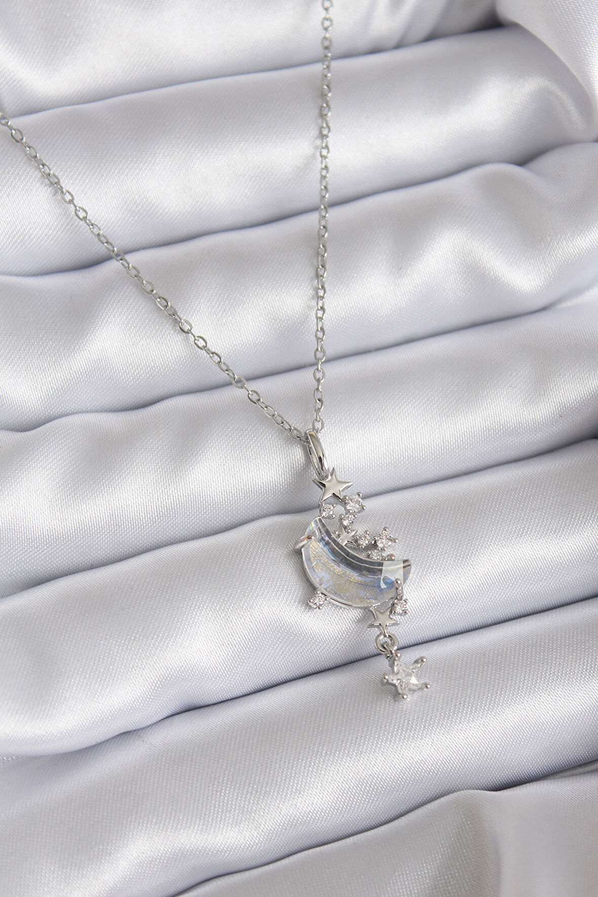 316L Çelik Zincir Gümüş Renk Zirkon Taşlı Ay Model Sallantı Yıldız Detay Kadın Kolye